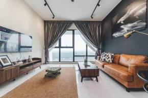 Wooden Sand MosaicSouthkey 3BR w bathtub Midvalley by Our Stay